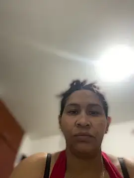 Carola-Ross online show from April 15, 2026, 7:58 pm