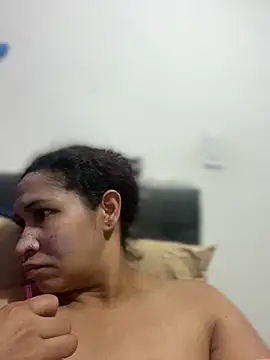 Carola-Ross online show from October 19, 2025, 5:48 pm