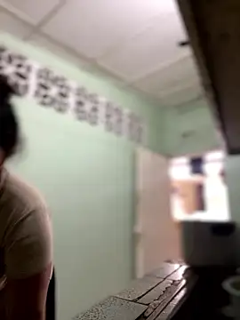 Carola-Ross online show from January 9, 2026, 2:35 pm