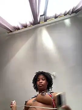 Snapshot of blackgril12 chatting on February 26, 2025, 4:49 pm blackgril12 online show from February 26, 2025, 4:49 pm