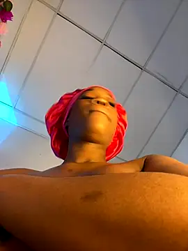 Snapshot of blackgril12 chatting on October 17, 2025, 11:34 am blackgril12 online show from October 17, 2025, 11:34 am