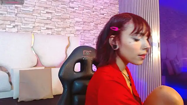 Snapshot of Issa_tay1 chatting on October 14, 2025, 7:47 pm Issa tay1 online show from October 14, 2025, 7:47 pm