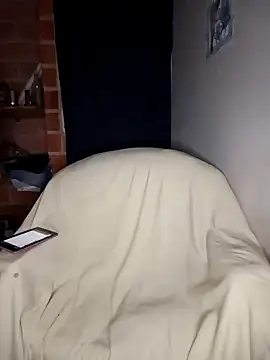 jr121221 online show from February 13, 2025, 12:13 am