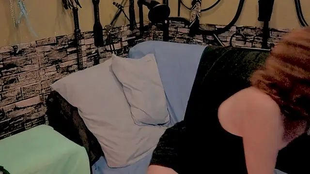 Scarlett Switch online show from October 10, 2025, 12:22 am