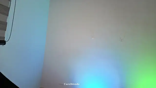 Carolblonde online show from April 8, 2026, 11:28 pm