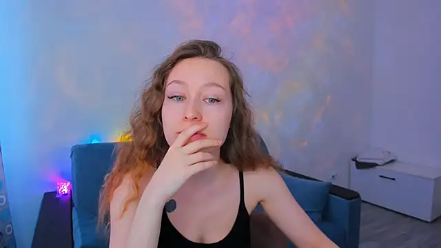 Snapshot of marilinaal chatting on February 15, 2025, 5:09 am marilinaal online show from February 15, 2025, 5:09 am