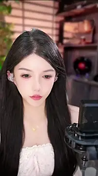 vv-77 online show from December 5, 2025, 6:17 pm