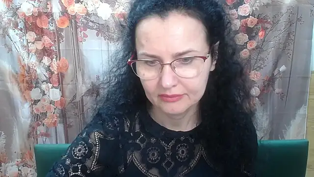 Miroslava Happi online show from June 1, 2026, 6:02 am