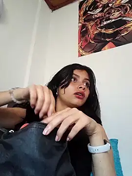 CHLOE ISABELL online show from February 28, 2025, 7:46 pm