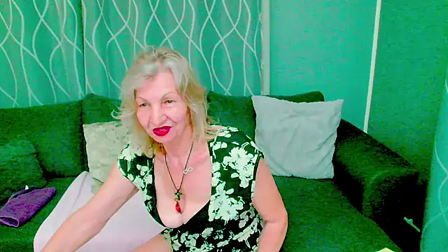 adeleadison online show from October 21, 2025, 5:45 pm