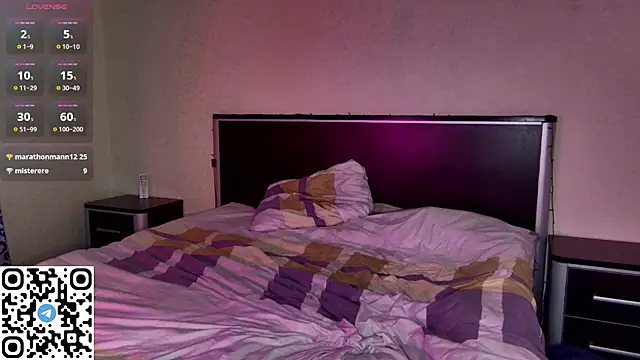 VelvetVivian online show from February 27, 2025, 9:04 pm