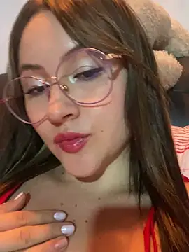 ValentinaOrtiz3 online show from February 27, 2025, 2:14 am