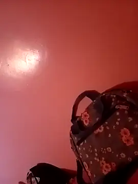 Snapshot of Dlo3a_sixi-arbi chatting on November 1, 2025, 11:37 am Dlo3a sixi-arbi online show from November 1, 2025, 11:37 am