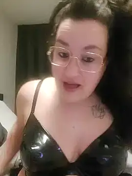 justtess online show from March 13, 2025, 9:37 pm