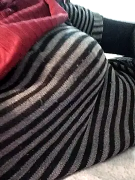 Snapshot of Malak-26 chatting on February 28, 2026, 10:20 pm Malak-26 online show from February 28, 2026, 10:20 pm