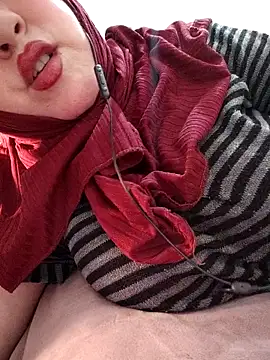 Snapshot of Malak-26 chatting on February 10, 2026, 1:59 am Malak-26 online show from February 10, 2026, 1:59 am