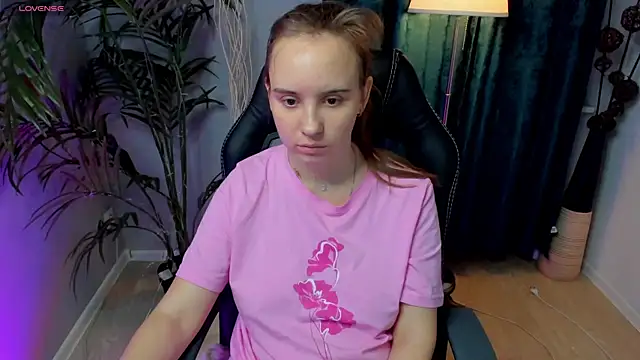 Lika 0ne online show from October 28, 2025, 11:20 am