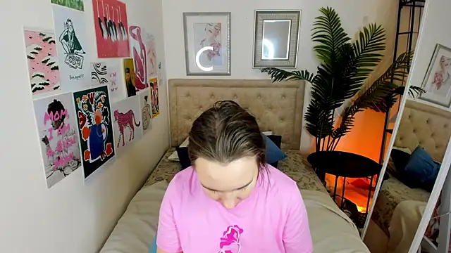 Lika 0ne online show from February 4, 2026, 12:11 pm