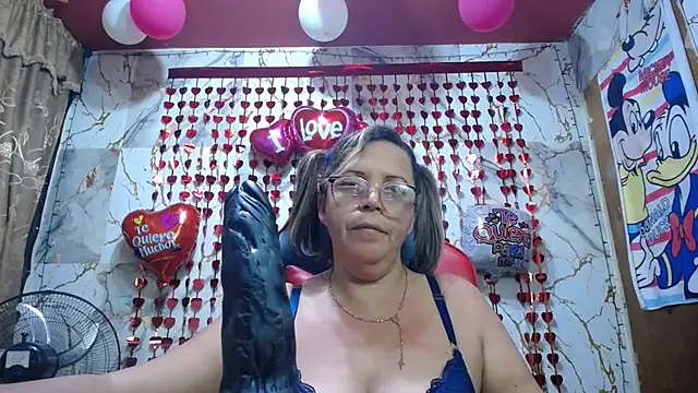 Snapshot of alina_maturehot chatting on February 13, 2026, 9:09 am alina maturehot online show from February 13, 2026, 9:09 am