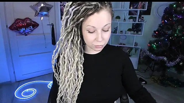 HoneySallyMoore online show from January 16, 2026, 1:42 am