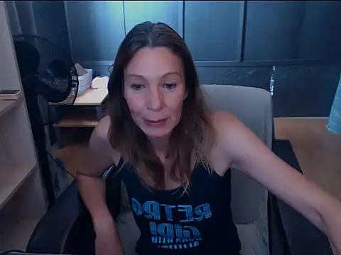 Snapshot of hannaha chatting on July 8, 2026, 11:55 am hannaha online show from July 8, 2026, 11:55 am