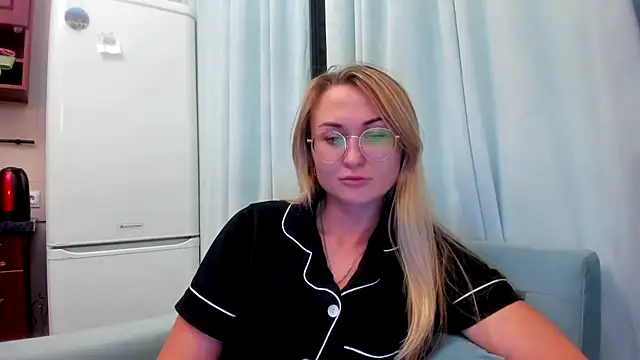 your Goddess Eva online show from September 22, 2025, 7:09 pm