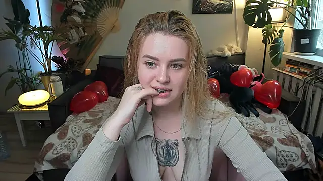 Alexa Pirs online show from February 7, 2026, 11:29 am