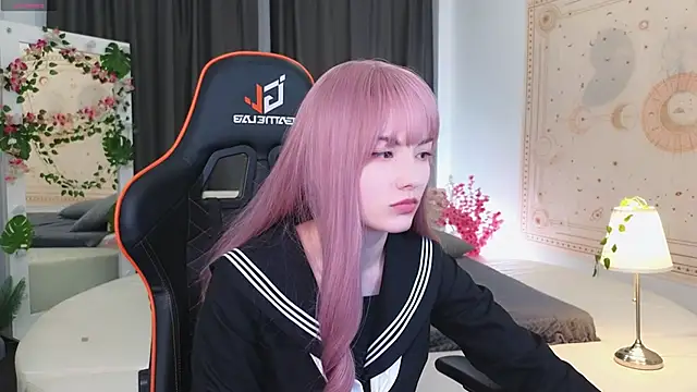 Akemi Sora  online show from February 25, 2025, 1:32 pm