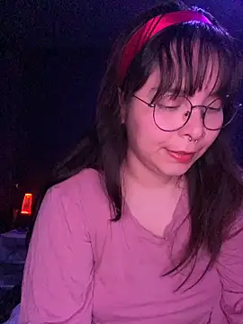 Solo yoss online show from April 4, 2026, 7:04 am