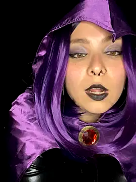 Snapshot of Solo_yoss chatting on November 1, 2025, 7:35 am Solo yoss online show from November 1, 2025, 7:35 am