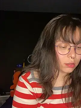 Snapshot of Solo_yoss chatting on October 24, 2025, 6:23 am Solo yoss online show from October 24, 2025, 6:23 am