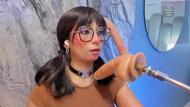 Snapshot of linda_sofi__ chatting on May 22, 2026, 9:24 pm linda sofi online show from May 22, 2026, 9:24 pm