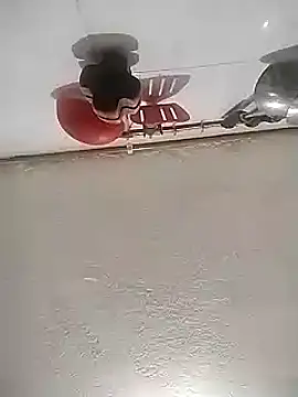 Snapshot of Luiyi1997 chatting on February 10, 2025, 6:35 pm Luiyi1997 online show from February 10, 2025, 6:35 pm