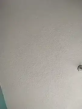 Snapshot of Luiyi1997 chatting on February 23, 2025, 3:18 pm Luiyi1997 online show from February 23, 2025, 3:18 pm