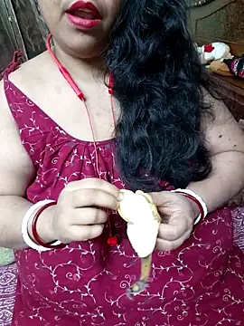 Lizza boudi online show from December 1, 2025, 4:13 am