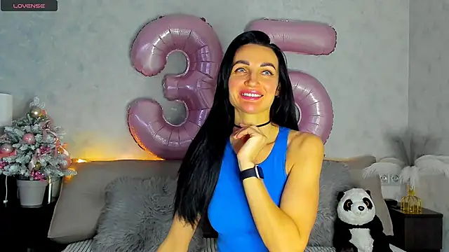 Tina Mart online show from December 4, 2025, 12:15 pm