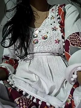 lovely----bhabhi online show from December 16, 2025, 5:28 pm