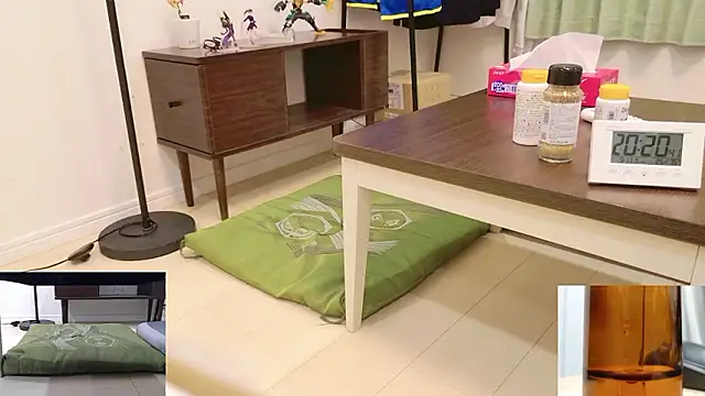 Snapshot of YARASERO-kun chatting on September 13, 2025, 11:21 am YARASERO-kun online show from September 13, 2025, 11:21 am