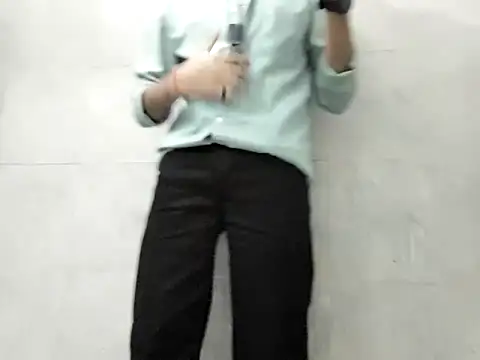 Snapshot of Lustyluckyy chatting on November 11, 2025, 4:35 pm Lustyluckyy online show from November 11, 2025, 4:35 pm
