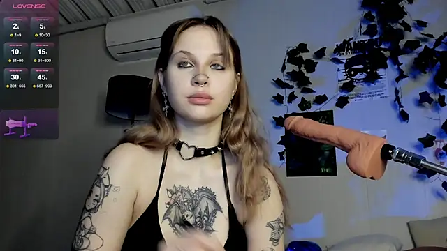 marynixoxo online show from March 7, 2025, 2:04 am