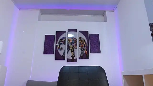 emily jewell1 online show from December 19, 2025, 11:12 am