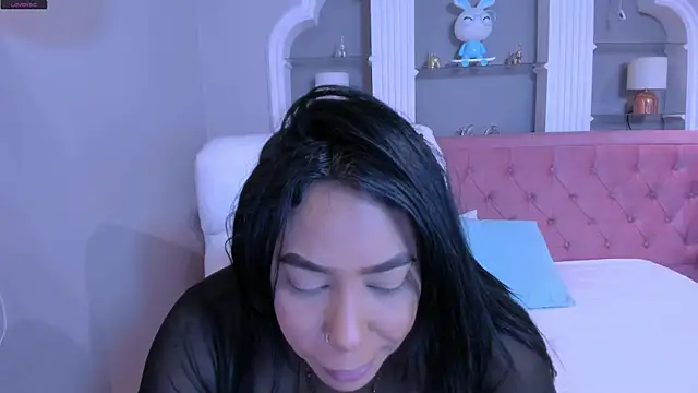 Snapshot of emma_purple_ chatting on February 26, 2025, 12:16 pm emma purple  online show from February 26, 2025, 12:16 pm