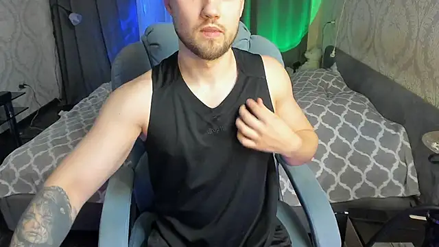 Vladik b online show from February 25, 2025, 8:42 pm