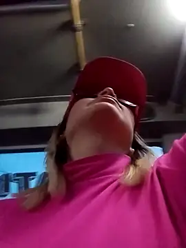 Snapshot of CandieGilson__ chatting on September 22, 2025, 10:43 am CandieGilson   online show from September 22, 2025, 10:43 am