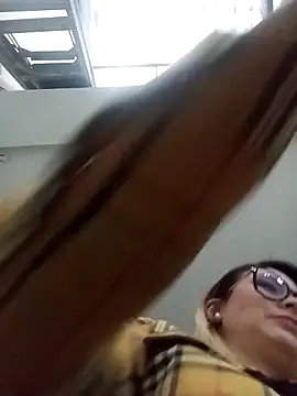 Snapshot of CandieGilson__ chatting on October 1, 2025, 11:03 am CandieGilson   online show from October 1, 2025, 11:03 am