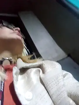 CandieGilson   online show from February 6, 2026, 11:28 am