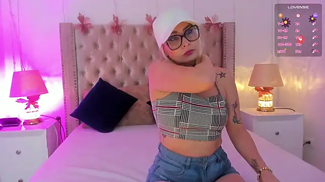 CandieGilson   online show from February 22, 2026, 12:40 pm