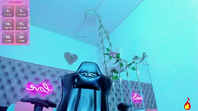 Snapshot of Naomii_Viper chatting on January 17, 2026, 11:03 am Naomii Viper online show from January 17, 2026, 11:03 am