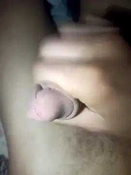 Snapshot of ahmedhbh chatting on March 18, 2025, 3:33 pm ahmedhbh online show from March 18, 2025, 3:33 pm