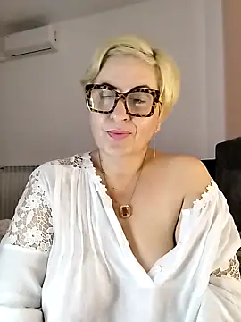 Pumabionda online show from November 19, 2025, 10:21 pm